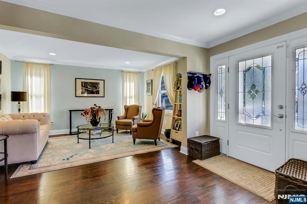 35 Franklin Avenue