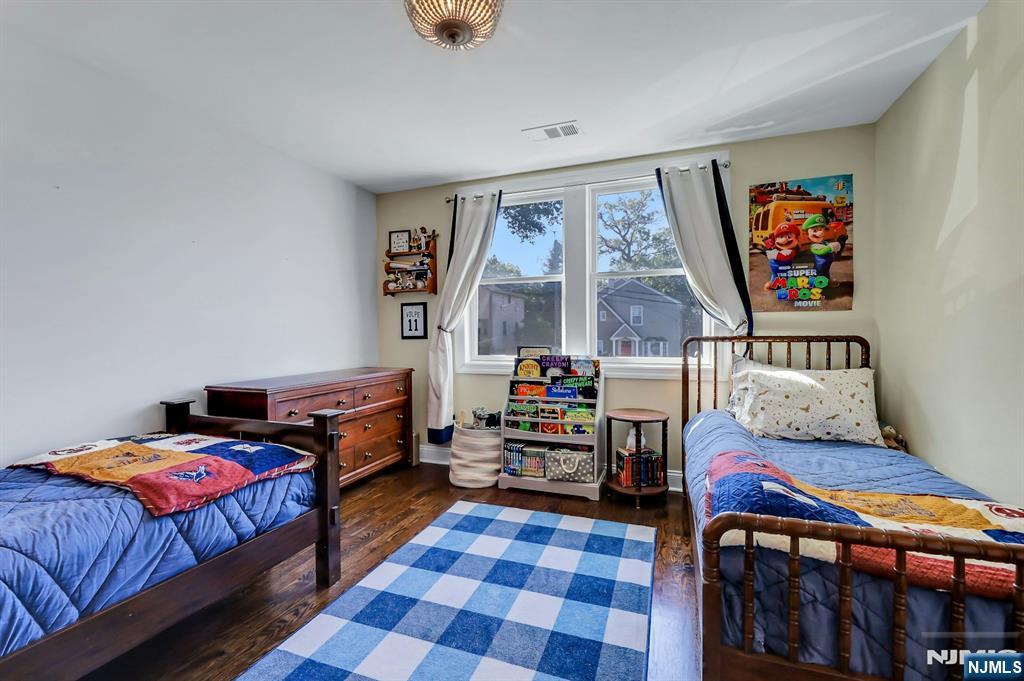 35 Franklin Avenue