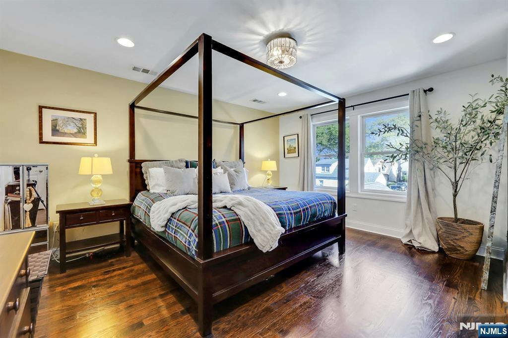 35 Franklin Avenue