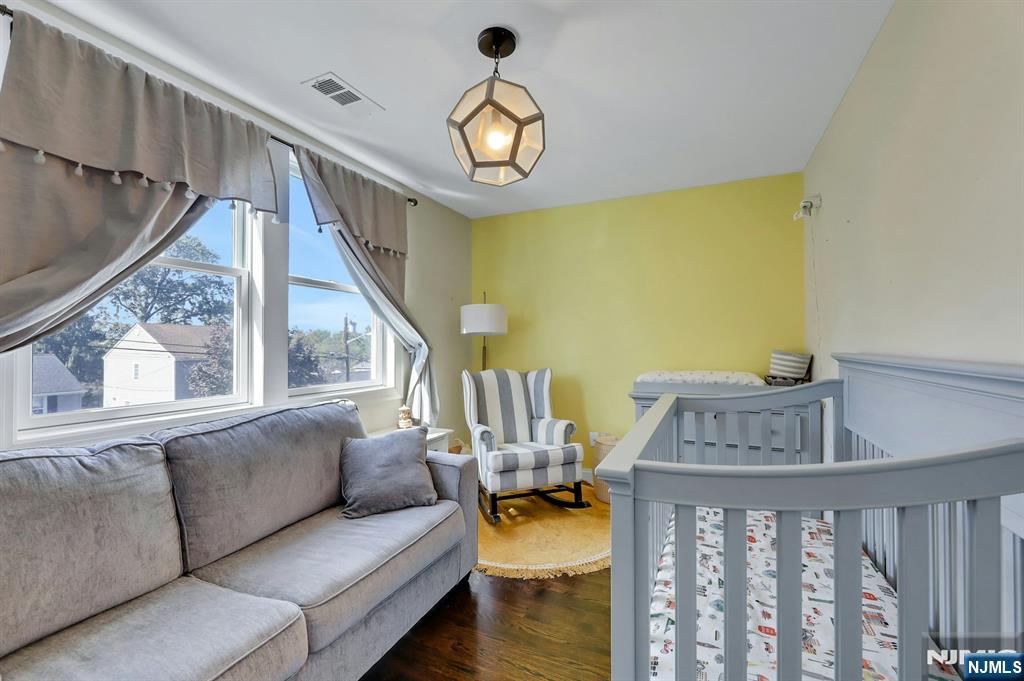 35 Franklin Avenue