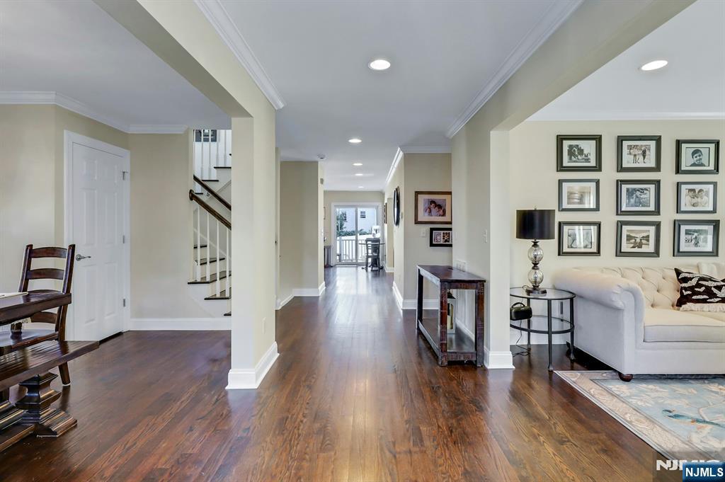 35 Franklin Avenue