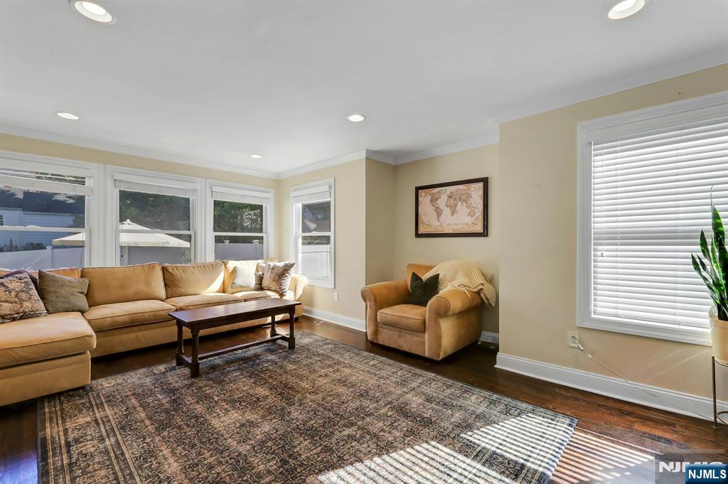35 Franklin Avenue