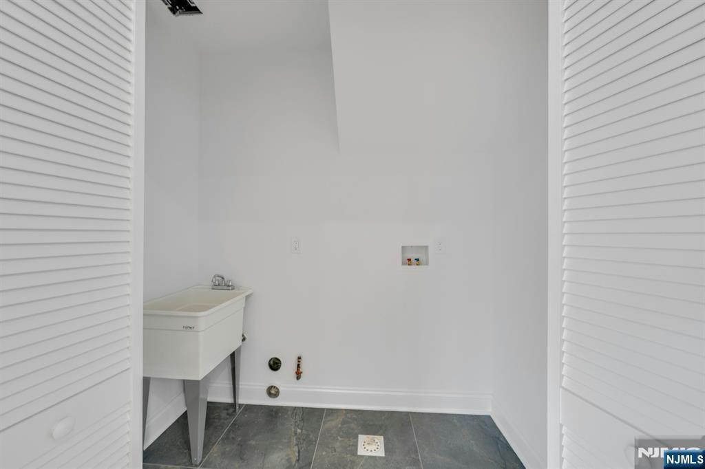 372 Rutherford Boulevard