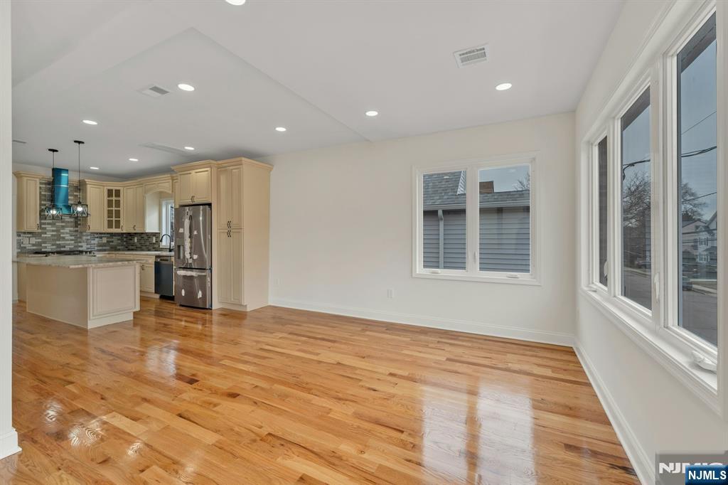 372 Rutherford Boulevard