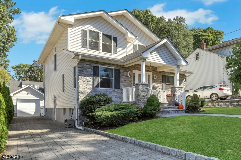 35 Franklin Ave