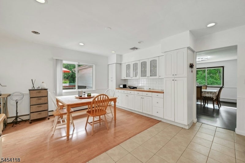 380 Ringwood Ave