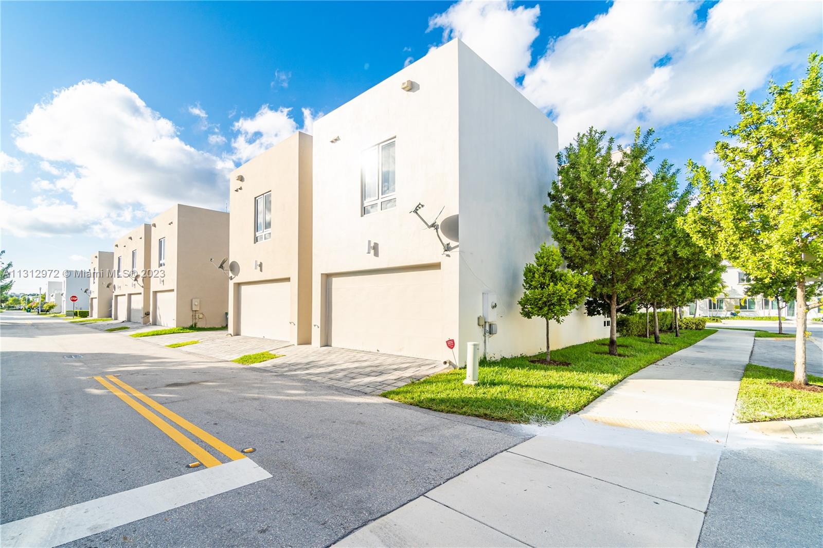 10334 NW 66th St