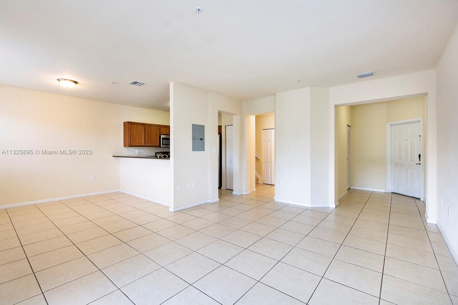 8760 NW 97th Ave # 213
