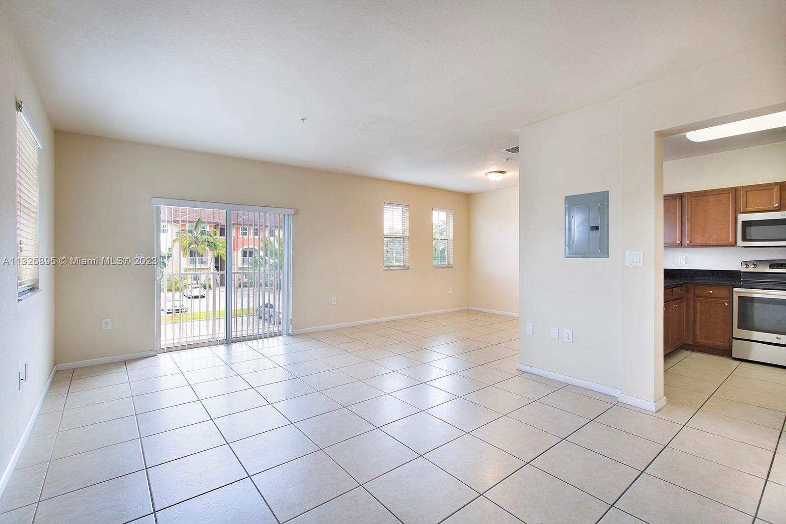 8760 NW 97th Ave # 213