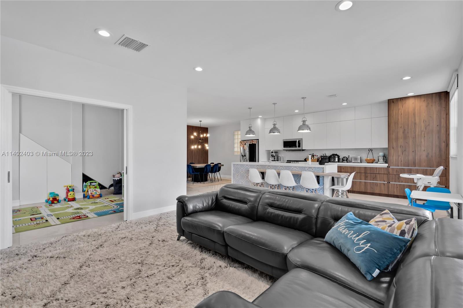11257 NW 43rd Ter