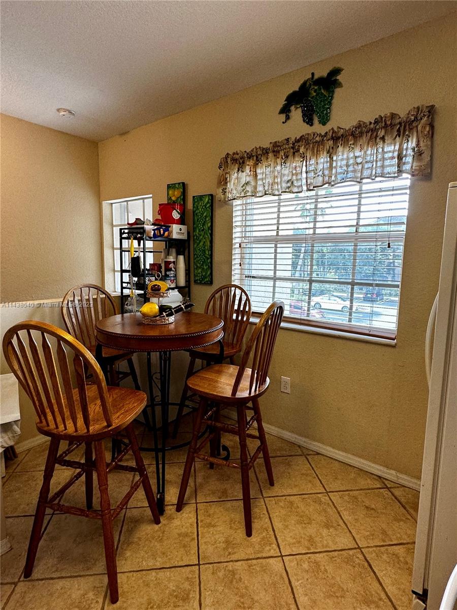 5670 NW 116th Ave # 219