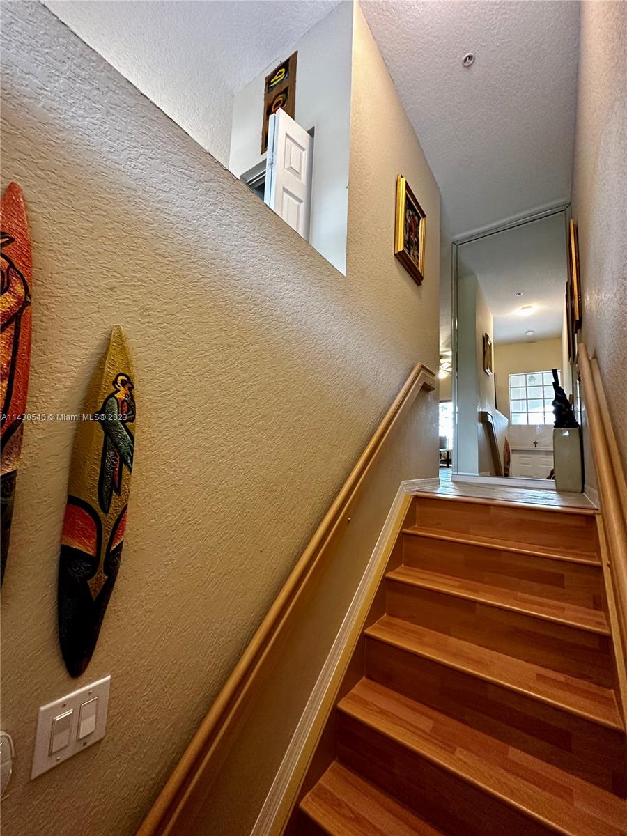 5670 NW 116th Ave # 219