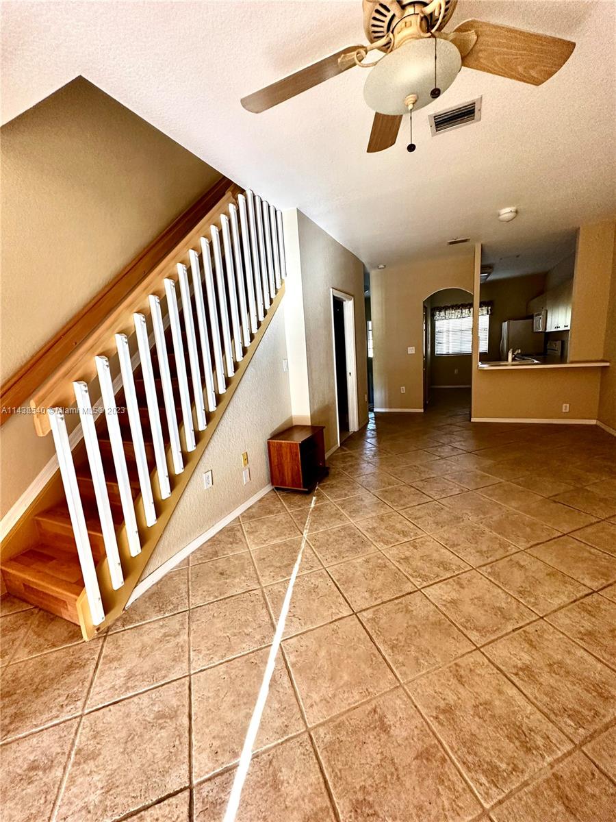 5670 NW 116th Ave # 219