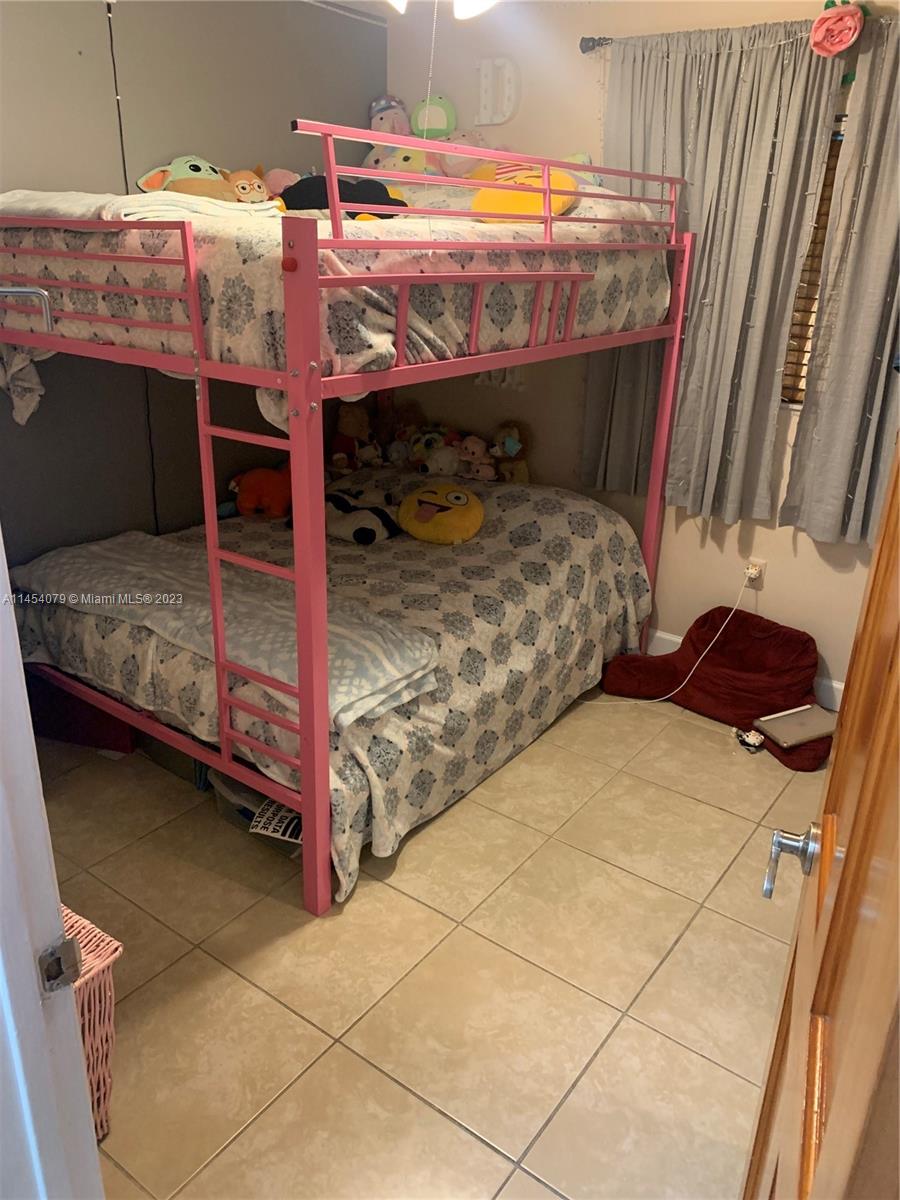 15805 SW 300th Ter