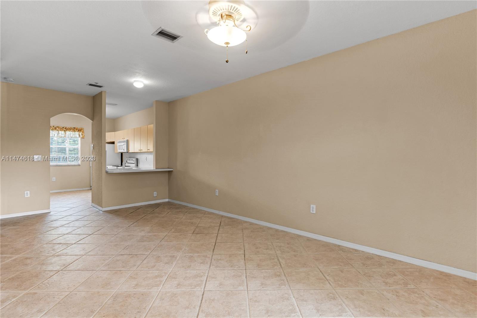 5670 NW 116th Ave # 219