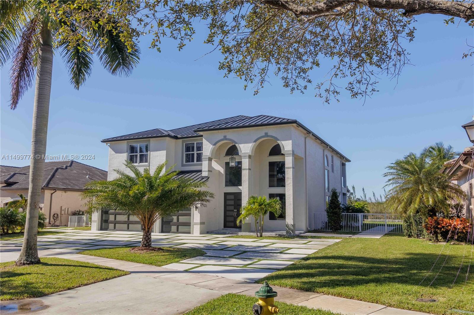 4128 SW 195th Ter