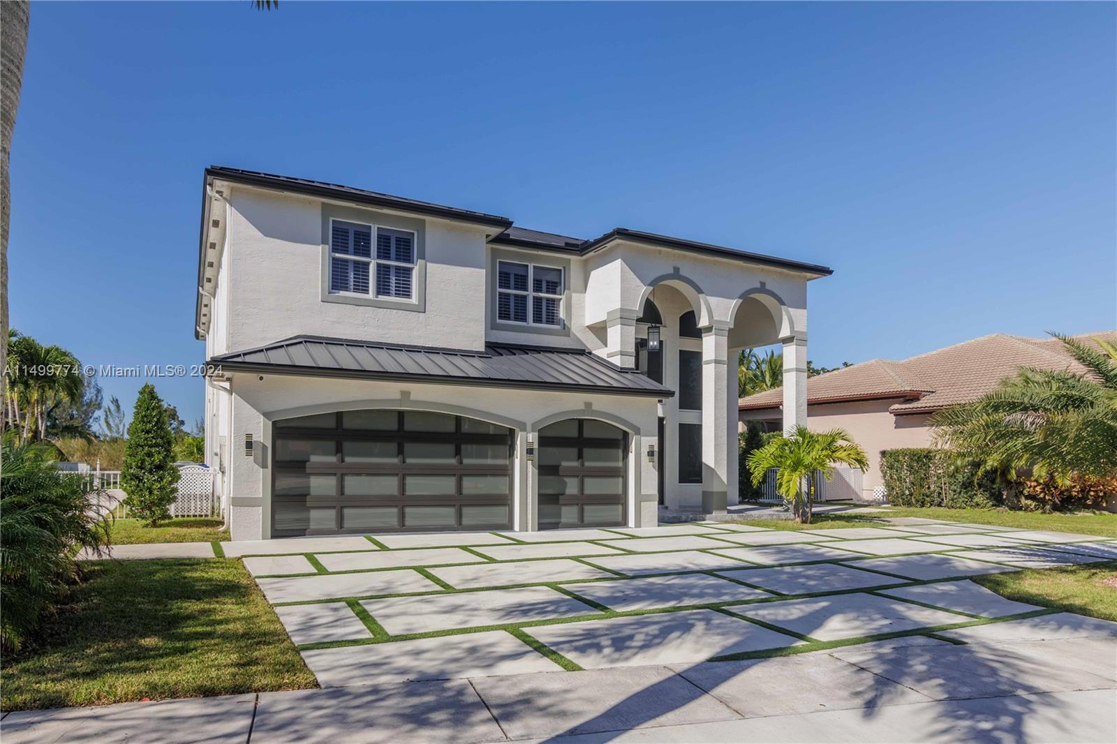 4128 SW 195th Ter