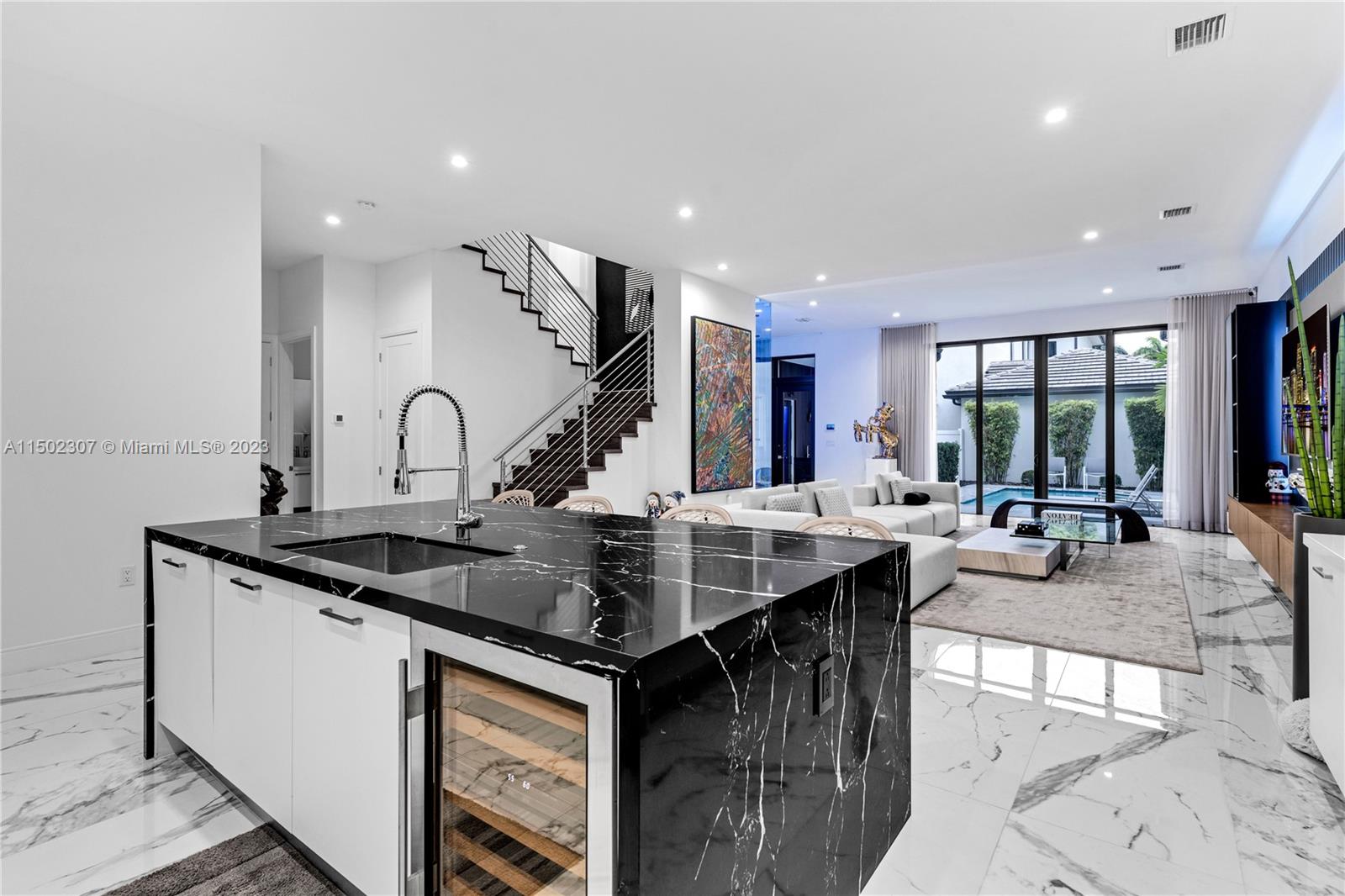 8179 NW 47th Ter