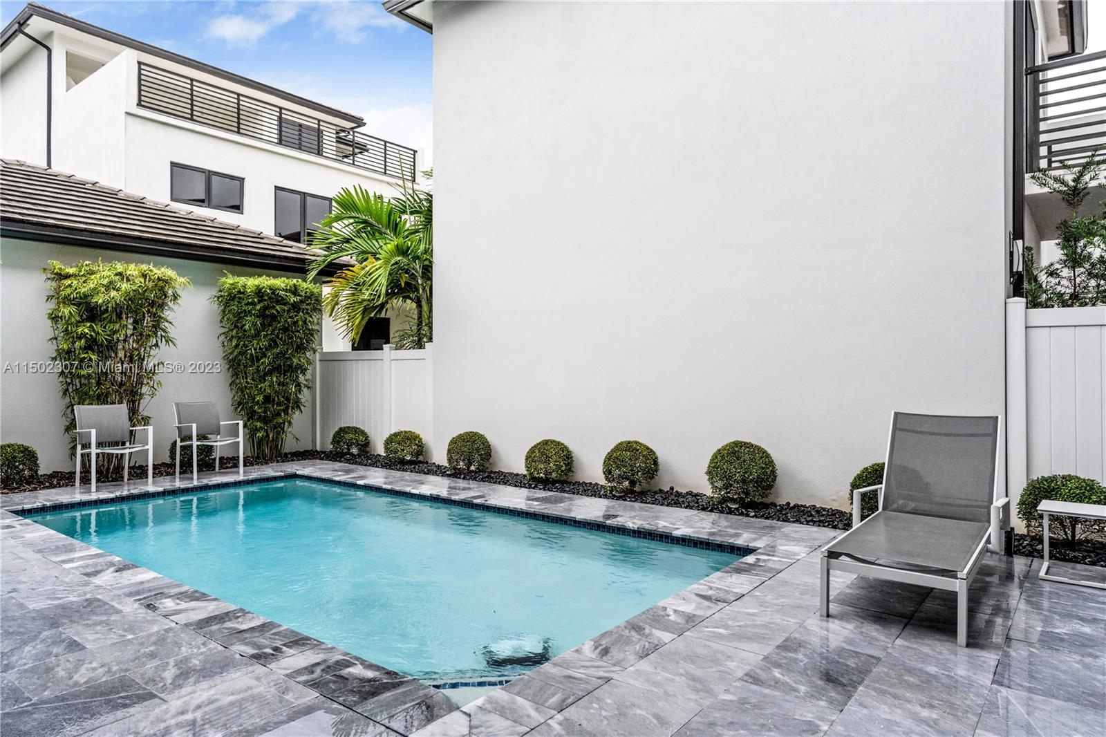 8179 NW 47th Ter
