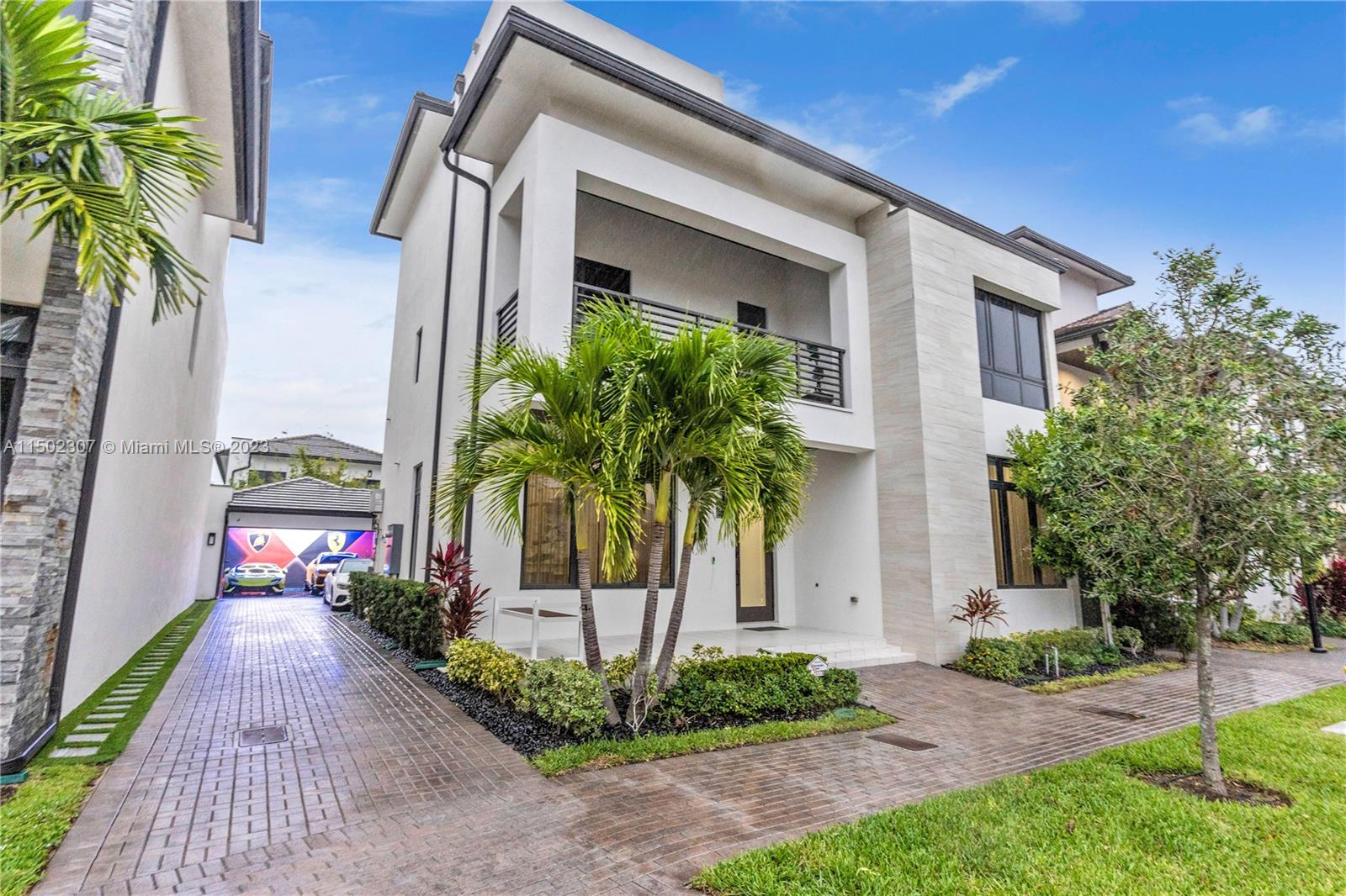 8179 NW 47th Ter