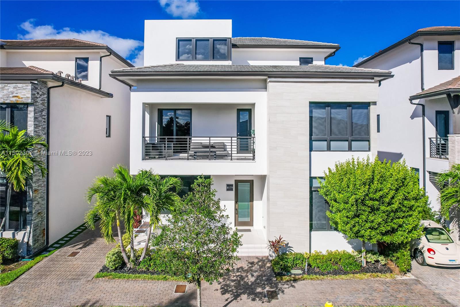 8179 NW 47th Ter