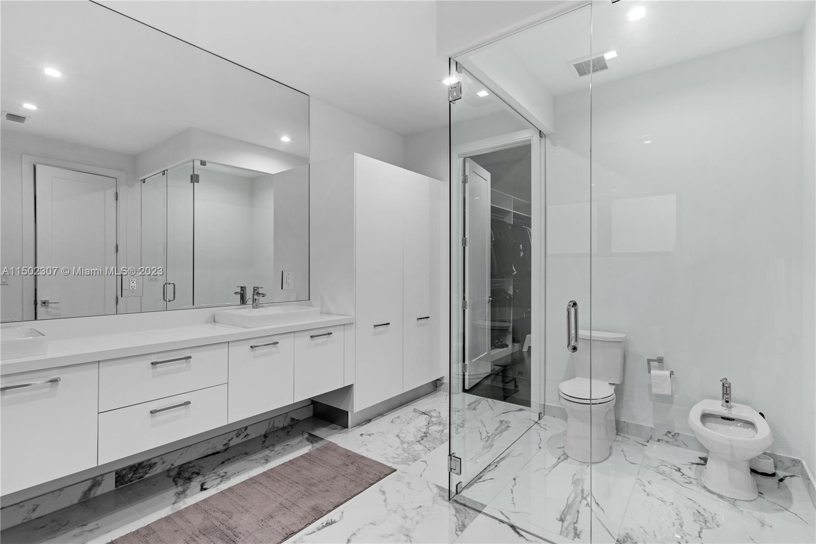 8179 NW 47th Ter