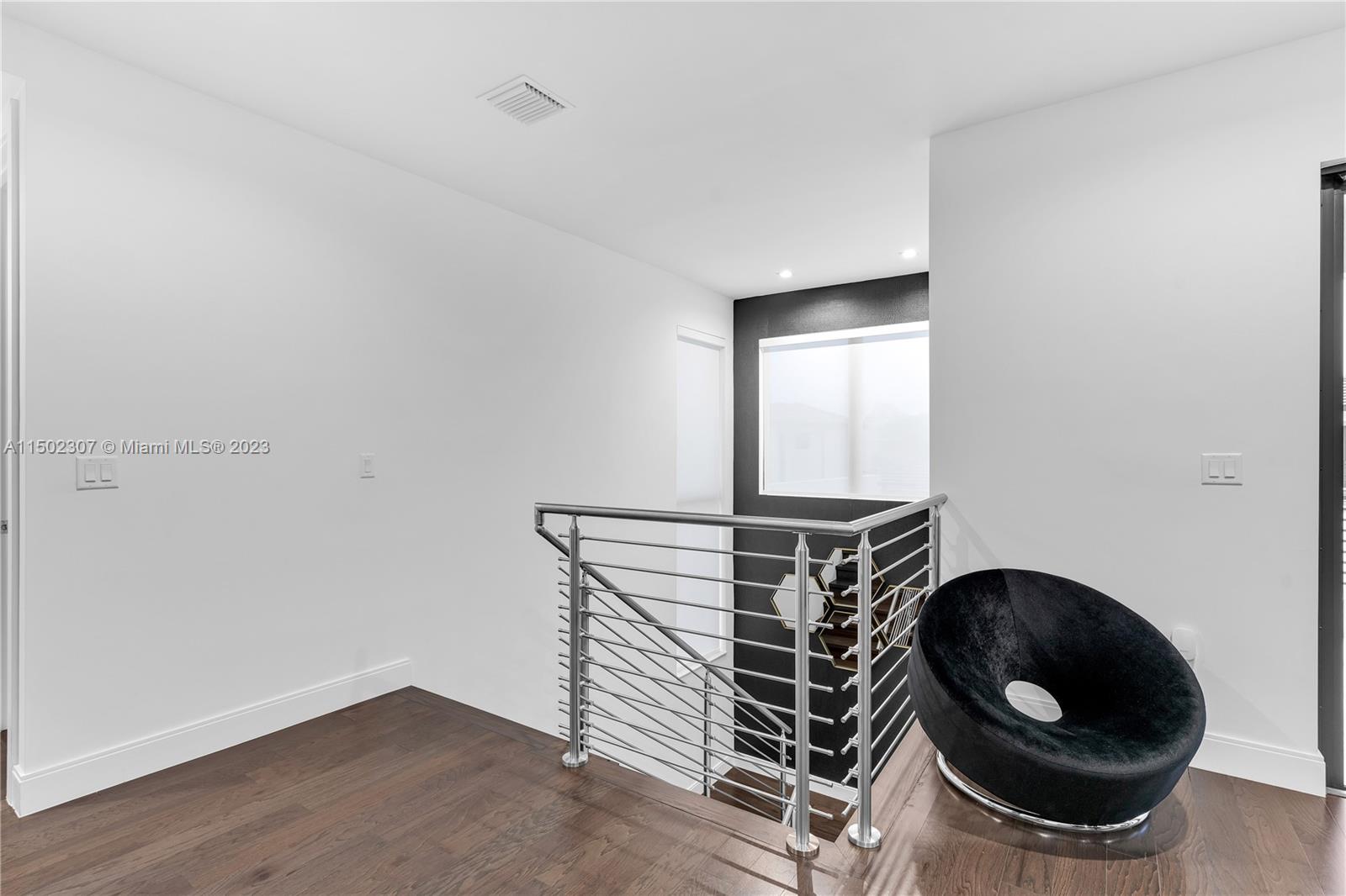 8179 NW 47th Ter