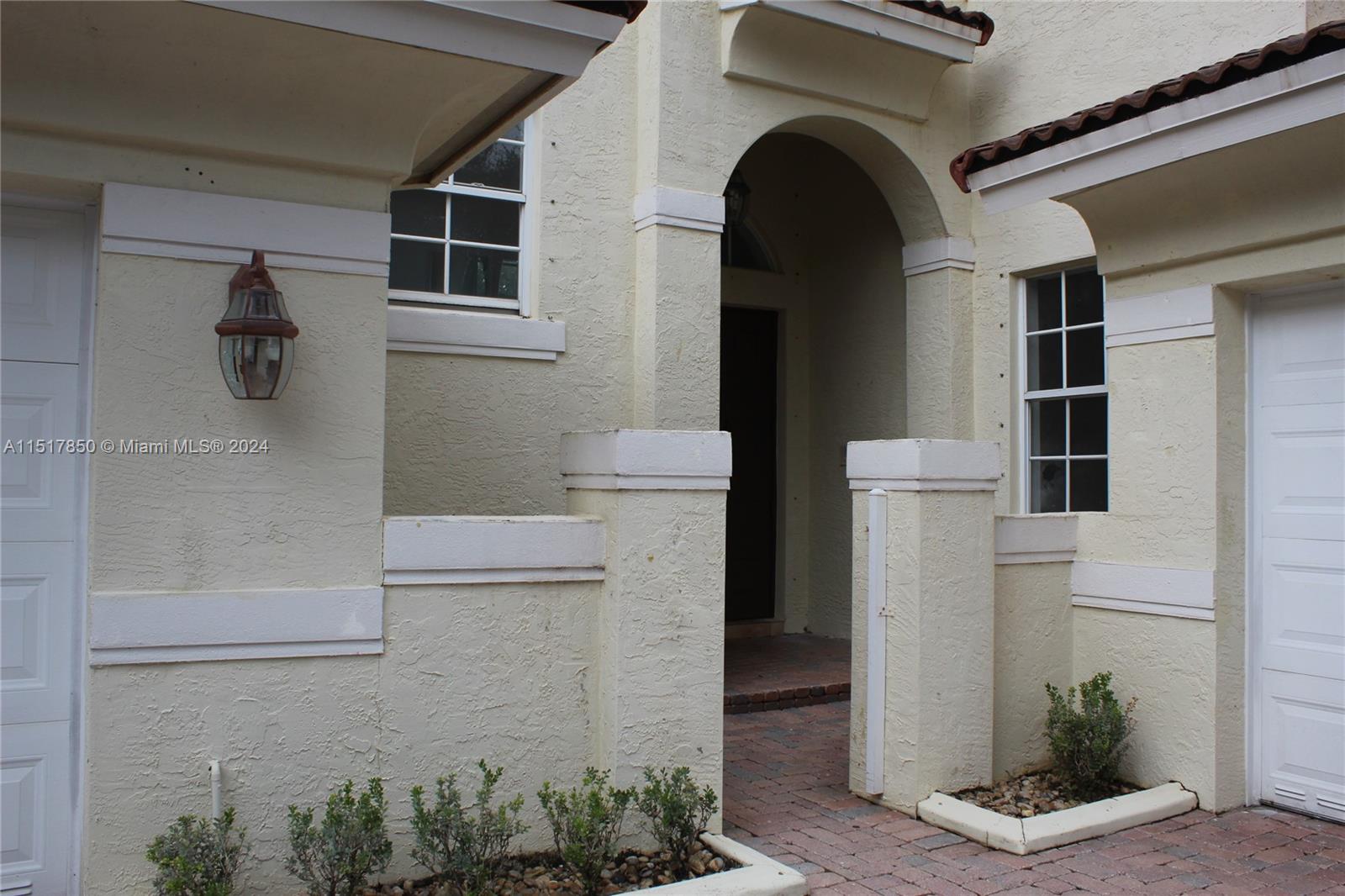 11213 NW 71st Ter Unit: -