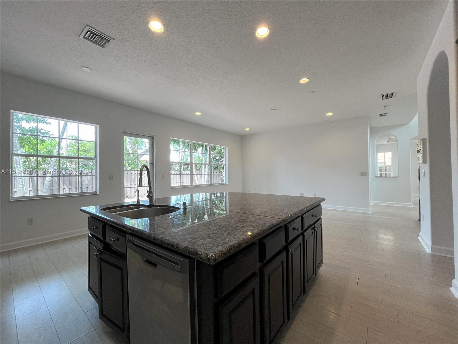 11213 NW 71st Ter Unit: -