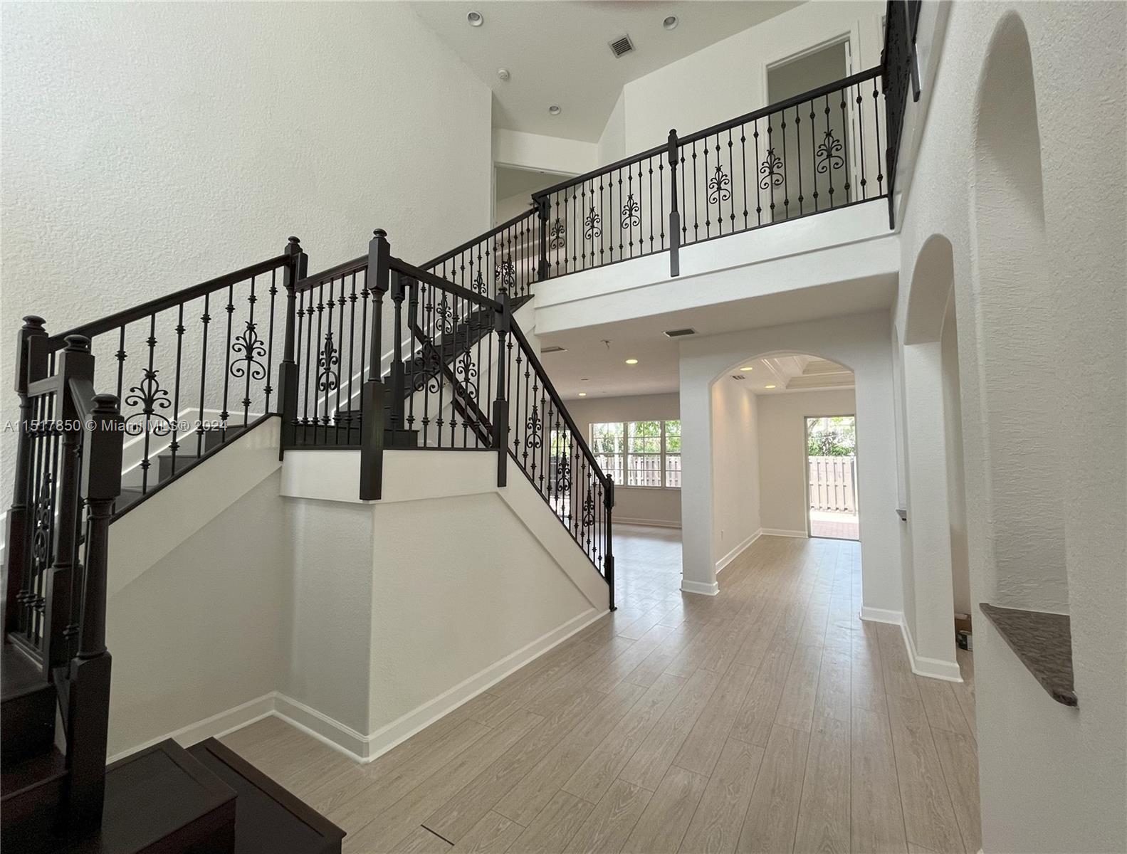 11213 NW 71st Ter Unit: -