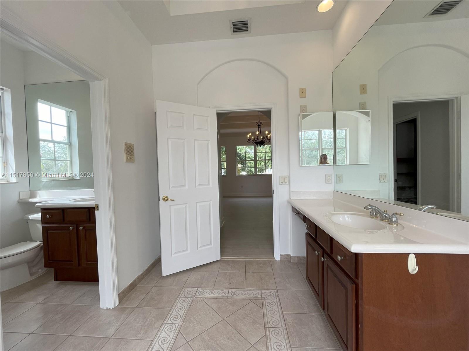 11213 NW 71st Ter Unit: -