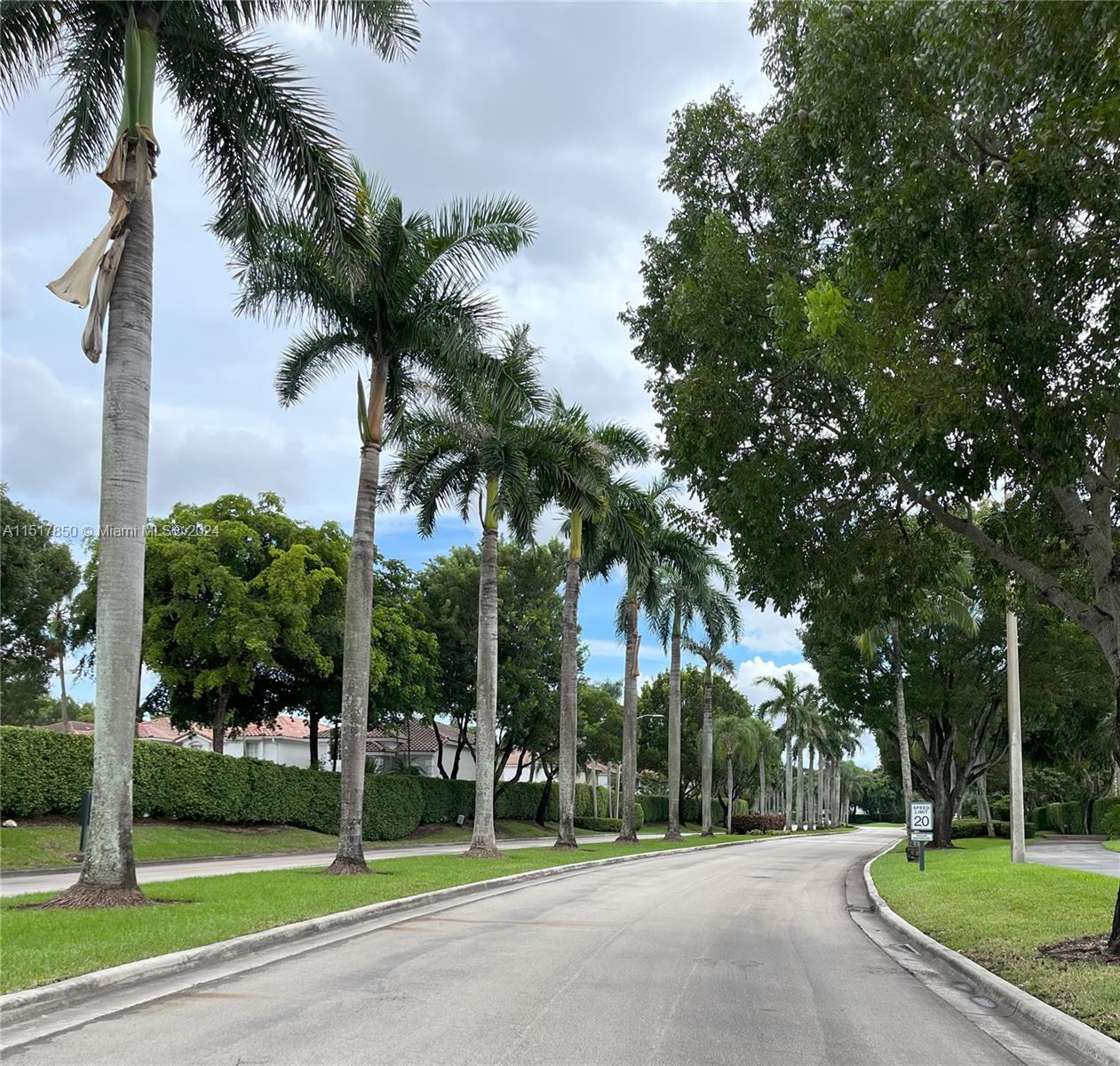 11213 NW 71st Ter Unit: -
