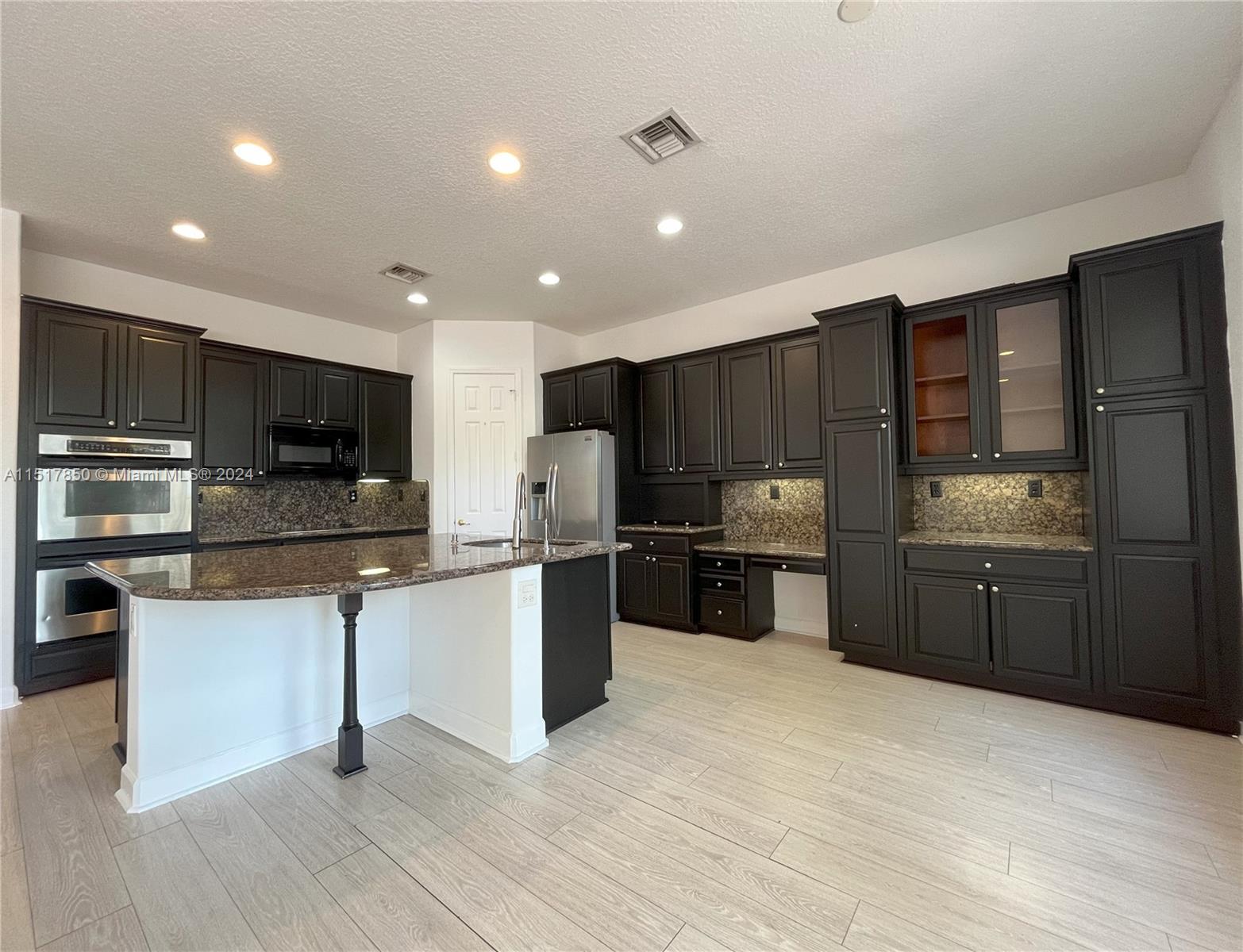 11213 NW 71st Ter Unit: -