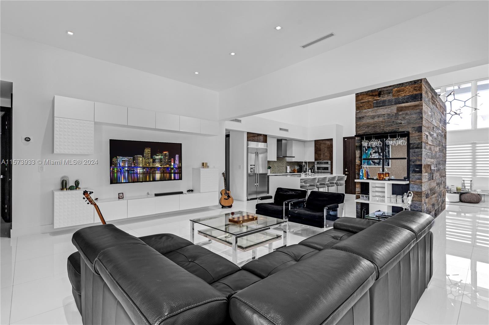 8404 NW 33rd Ter