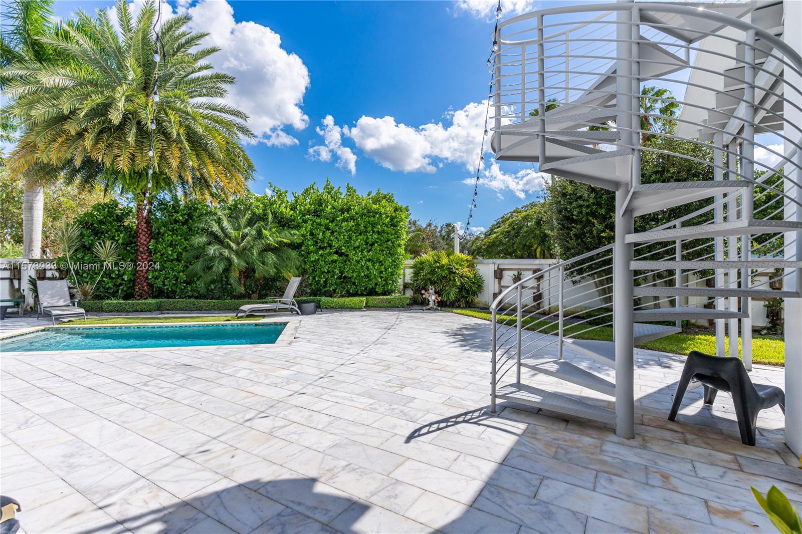 8404 NW 33rd Ter