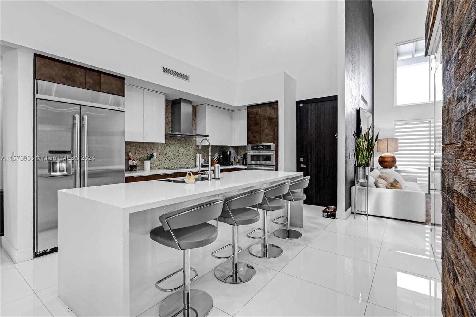 8404 NW 33rd Ter