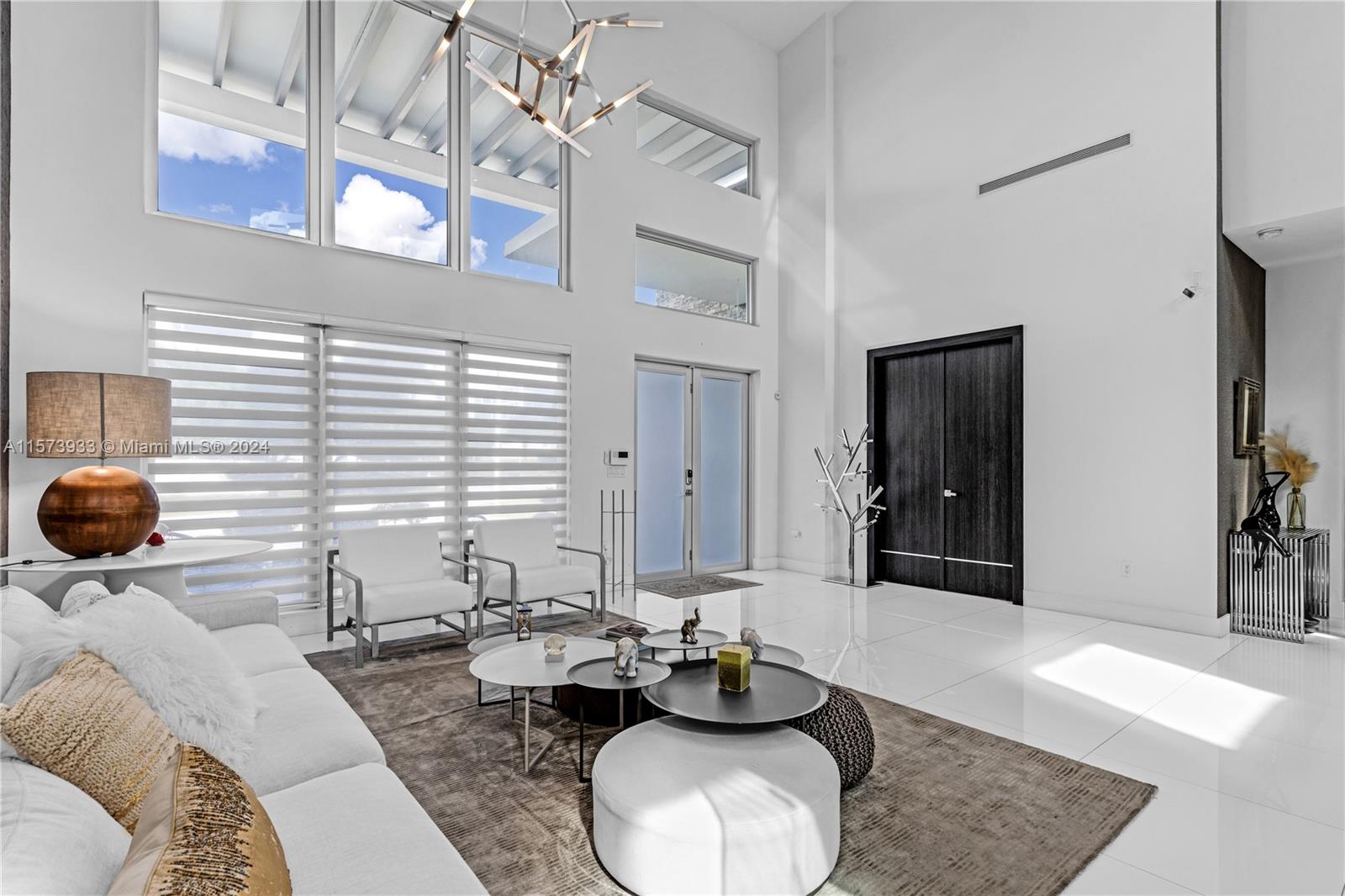 8404 NW 33rd Ter