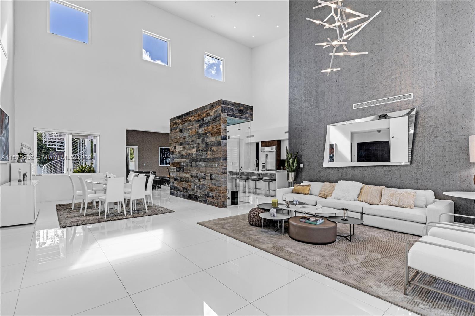 8404 NW 33rd Ter