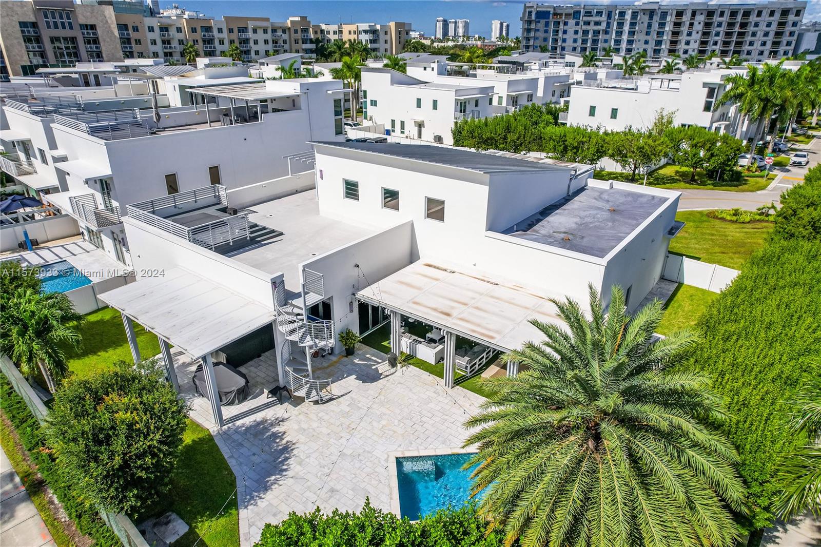 8404 NW 33rd Ter