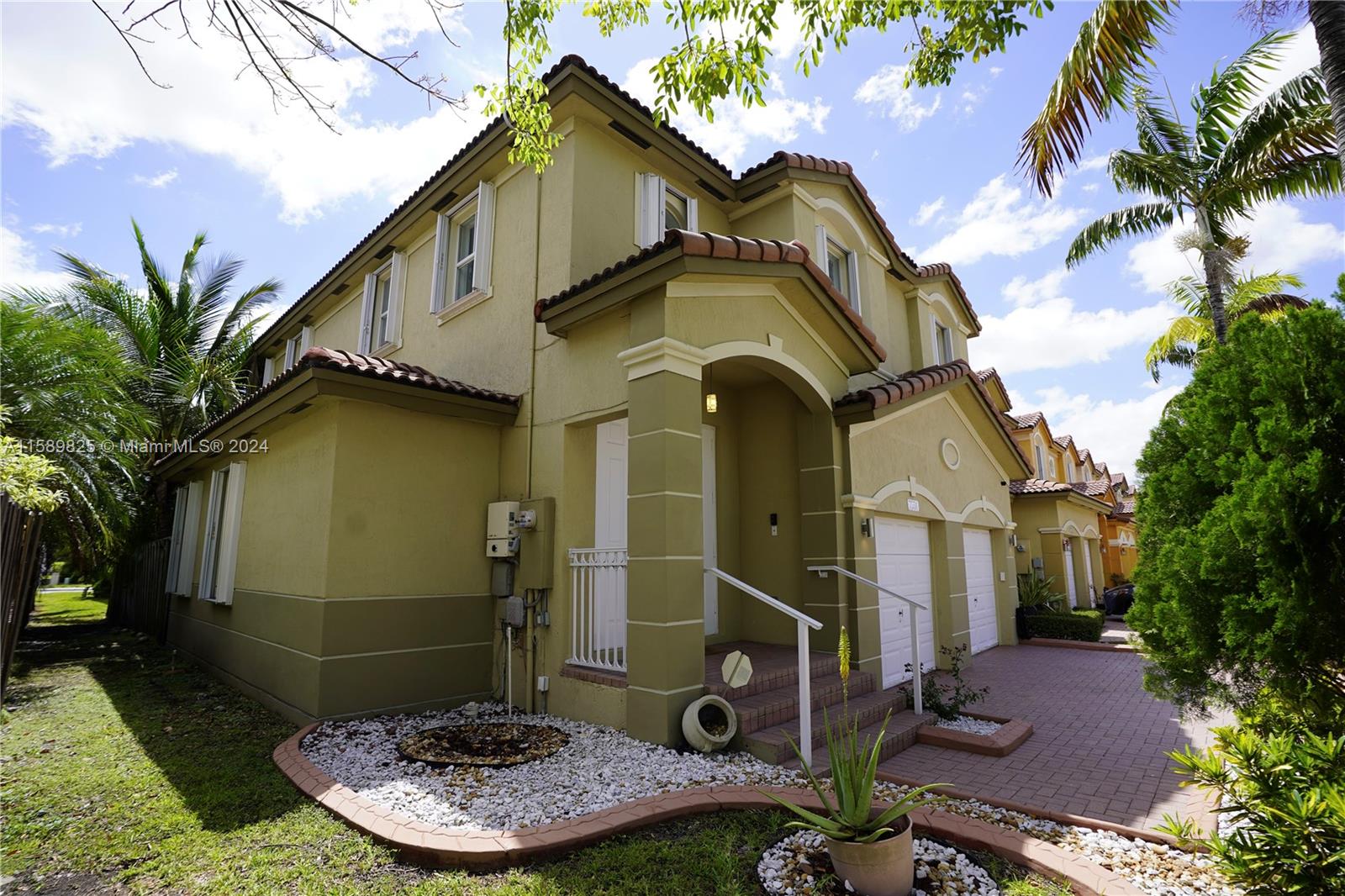 7551 NW 113th Ct