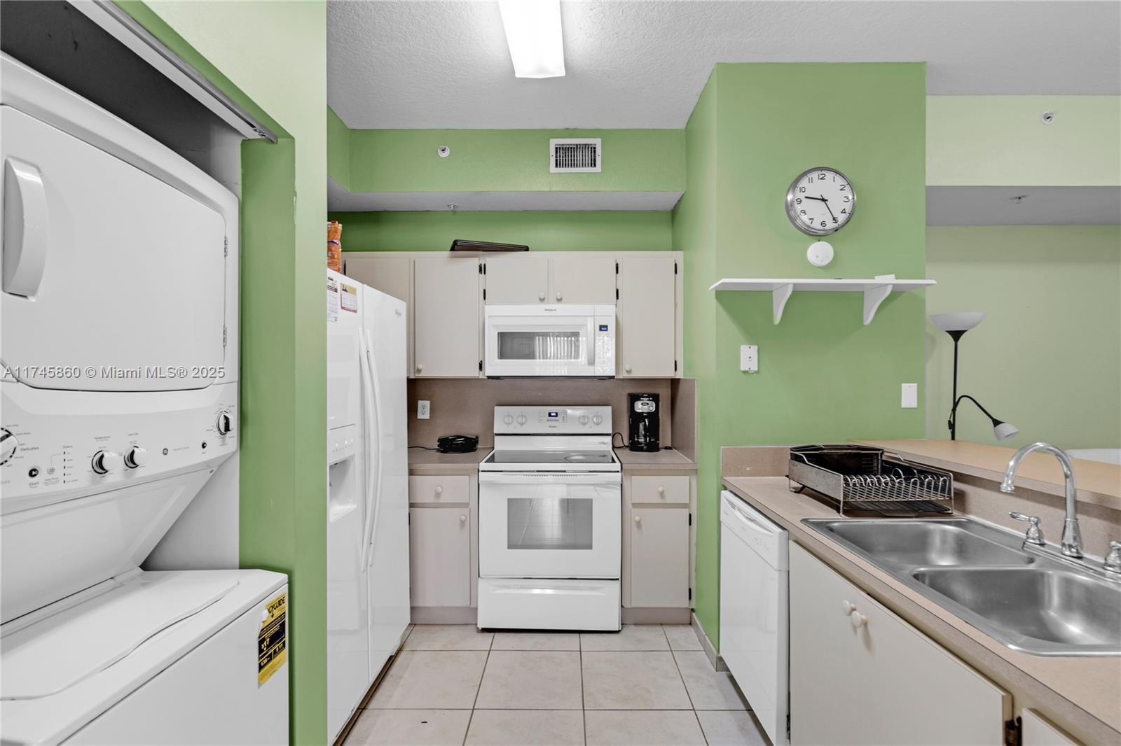 7260 NW 114th Ave # 10510