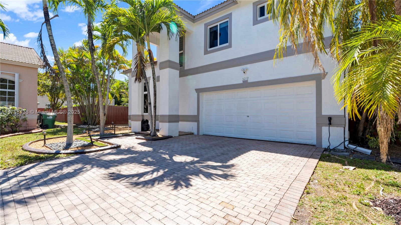 5212 NW 108th PL