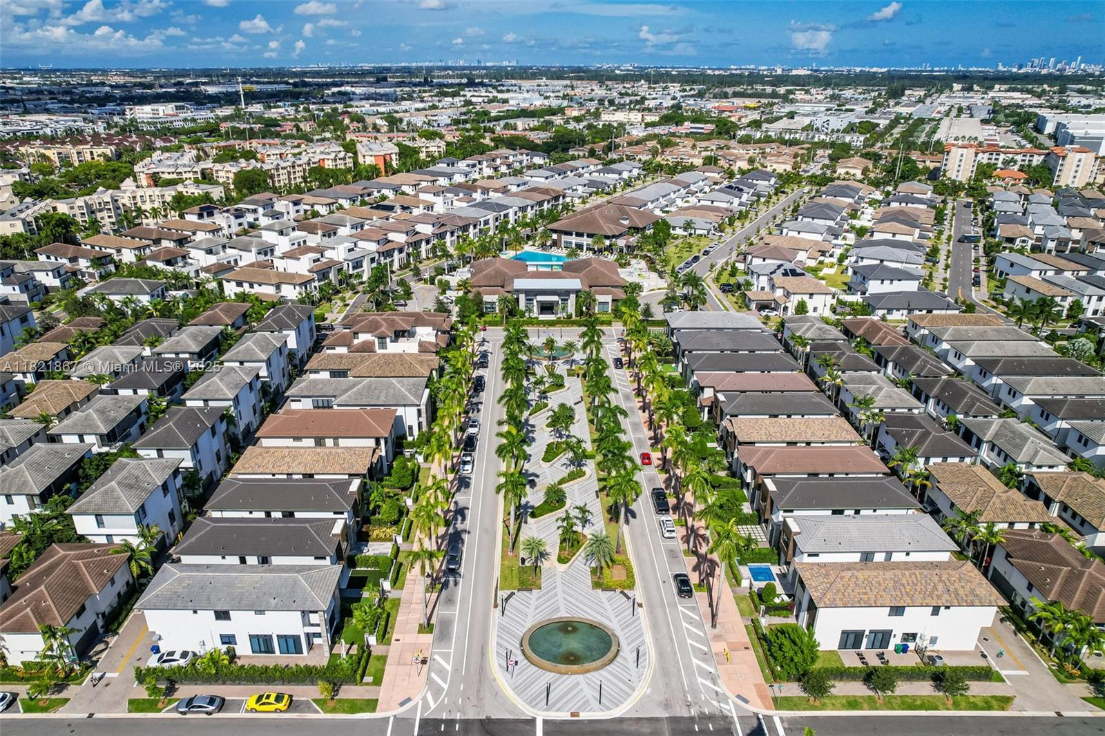 8127 NW 48th Ter