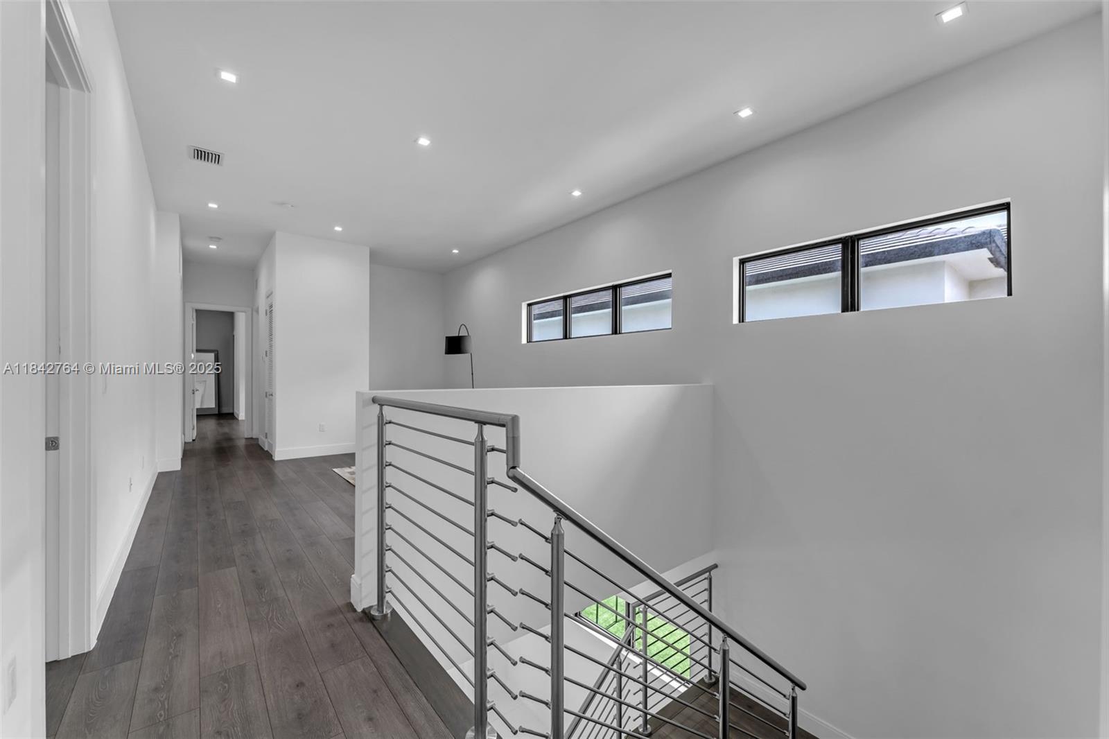 8109 NW 48th Ter