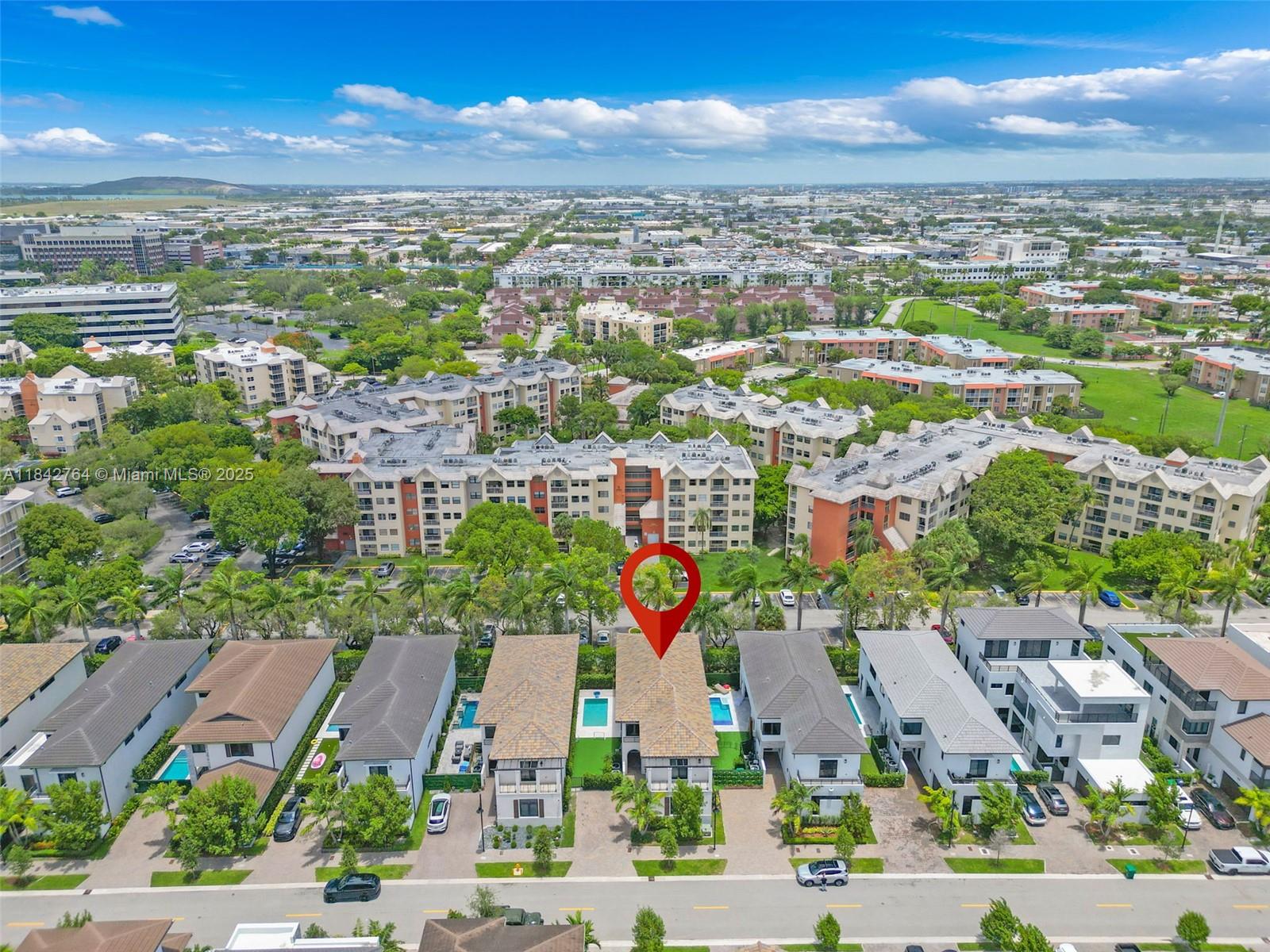 8109 NW 48th Ter