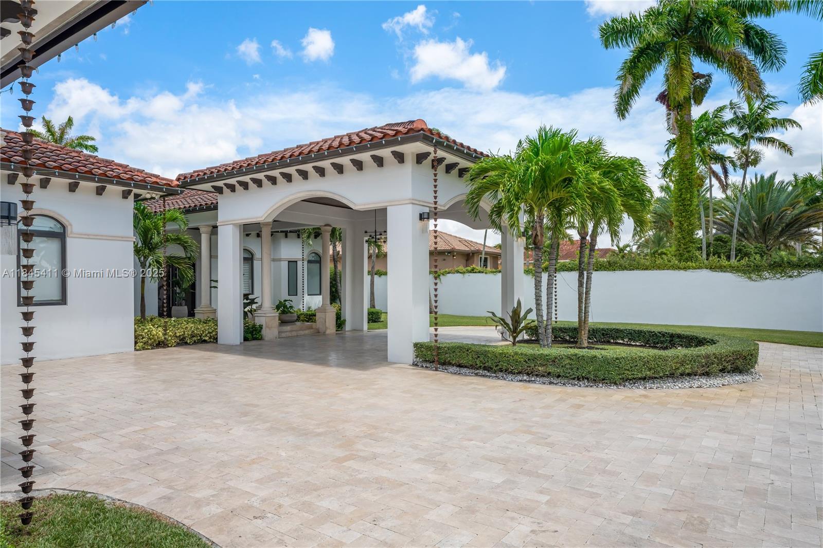 331 SW 124th Ave