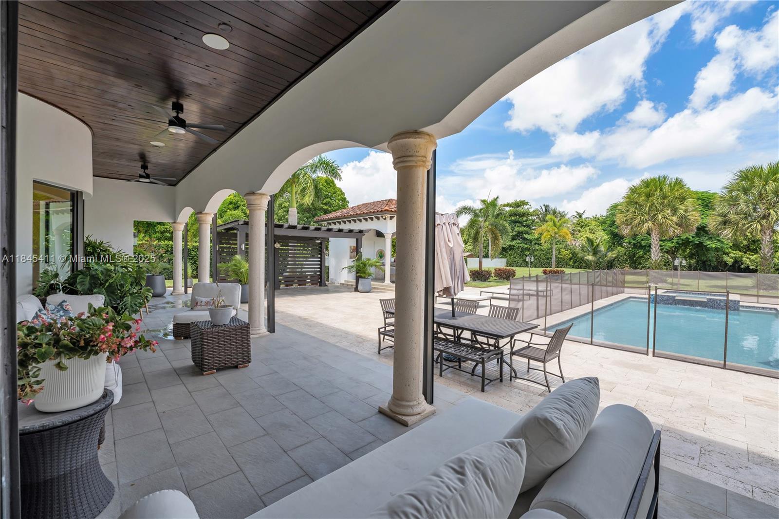 331 SW 124th Ave