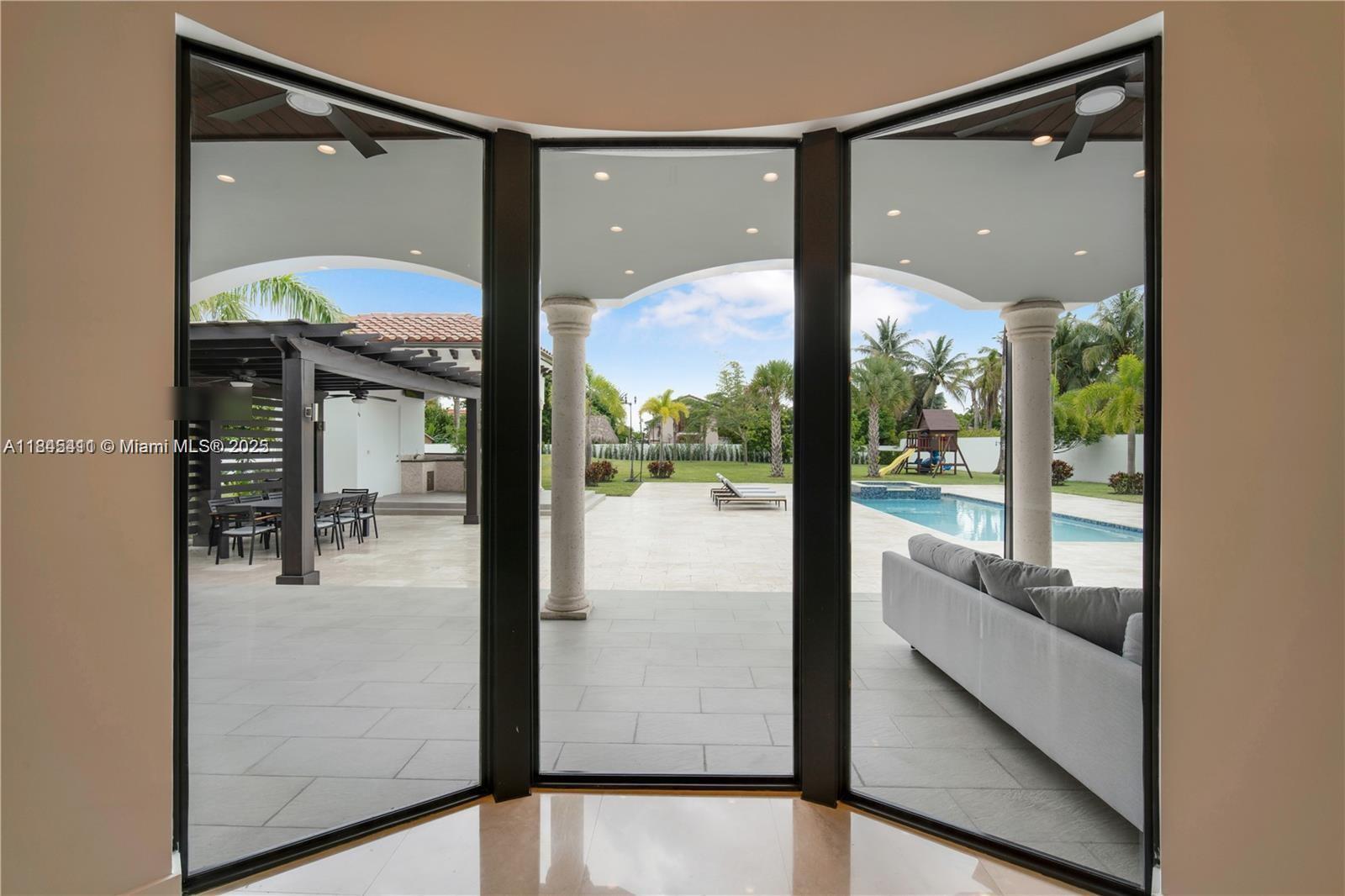 331 SW 124th Ave