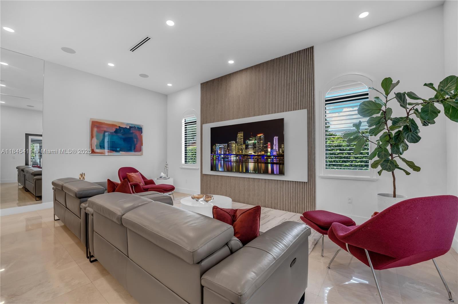 331 SW 124th Ave