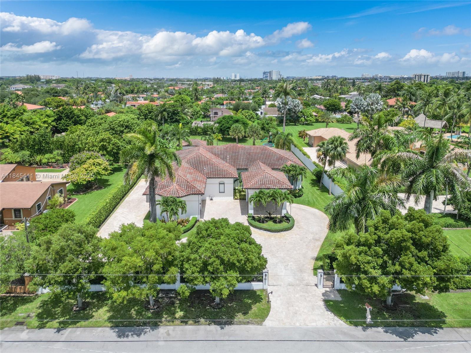 331 SW 124th Ave